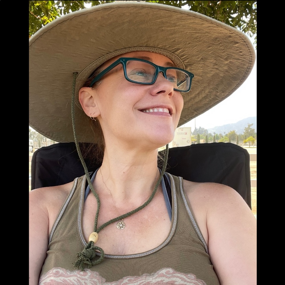 Meet your Posher, Laura